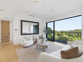 16800 Oak View, Encino CA 91436