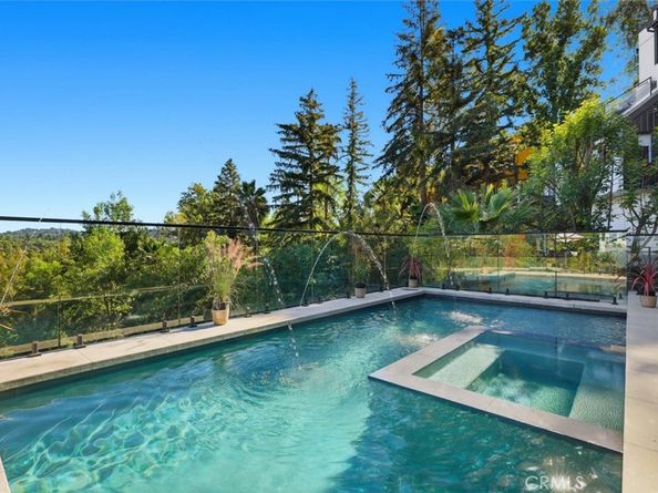 16800 Oak View, Encino CA 91436