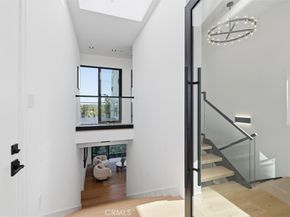 16800 Oak View, Encino CA 91436