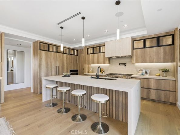 16800 Oak View, Encino CA 91436