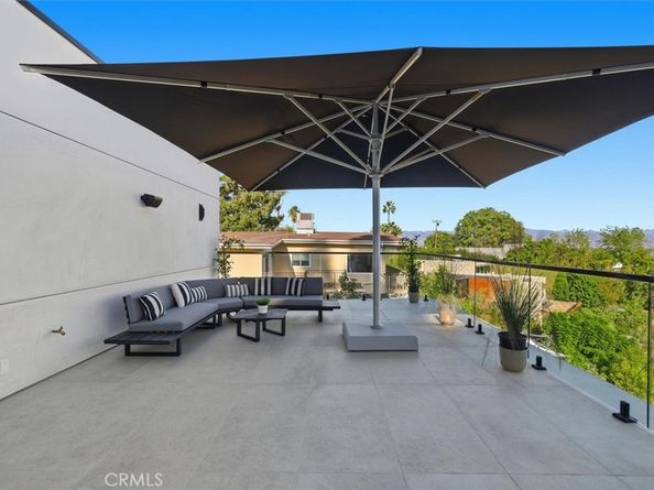 16800 Oak View, Encino CA 91436