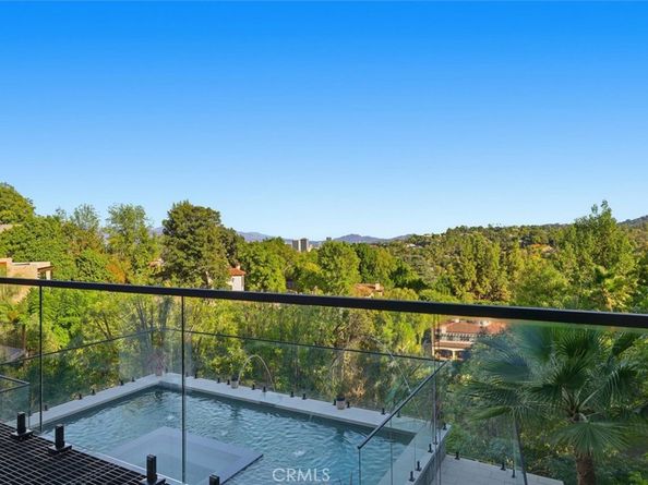 16800 Oak View, Encino CA 91436