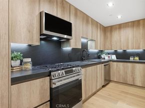 16800 Oak View, Encino CA 91436