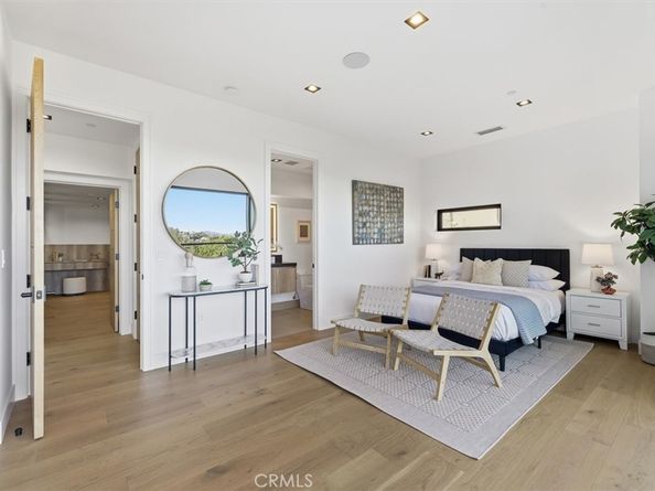 16800 Oak View, Encino CA 91436