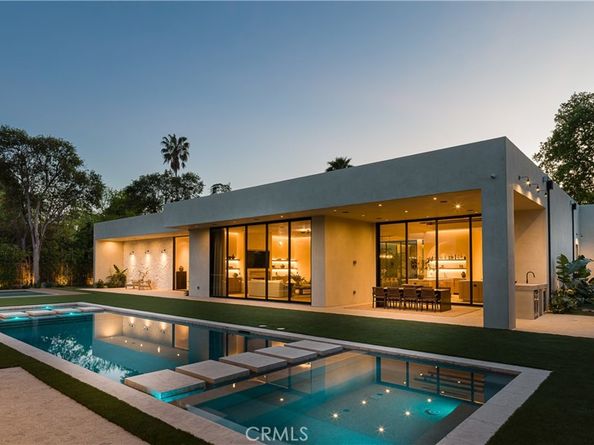 5824 Manton Avenue, Woodland Hills CA 91367