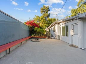 19200 Ballinger, Northridge CA 91324