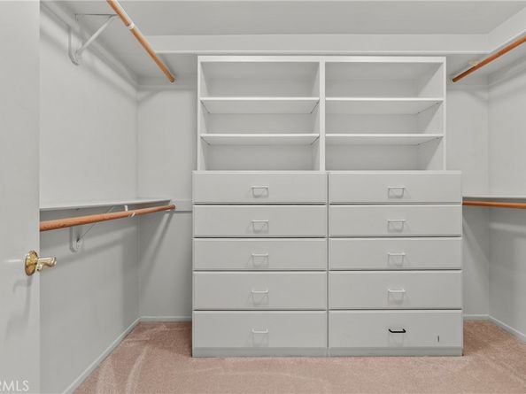 19200 Ballinger, Northridge CA 91324