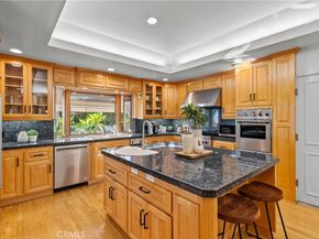 19200 Ballinger, Northridge CA 91324