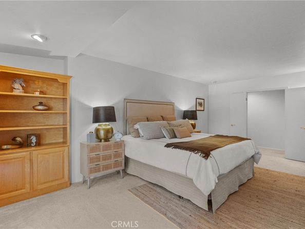 19200 Ballinger, Northridge CA 91324