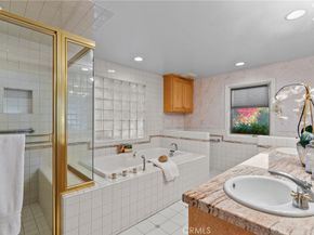 19200 Ballinger, Northridge CA 91324