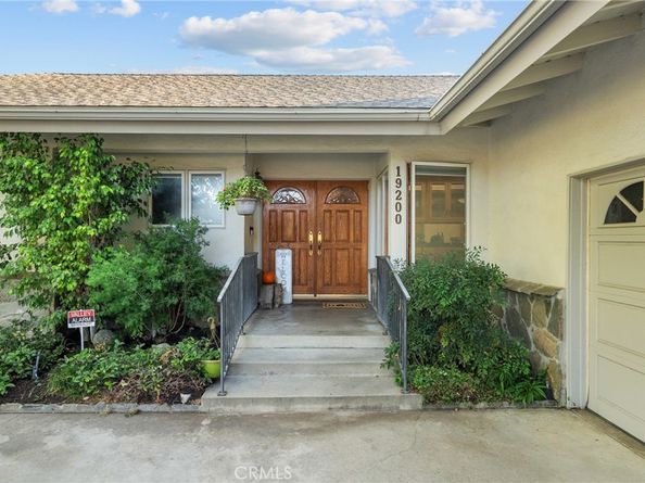 19200 Ballinger, Northridge CA 91324
