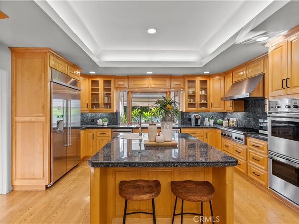 19200 Ballinger, Northridge CA 91324