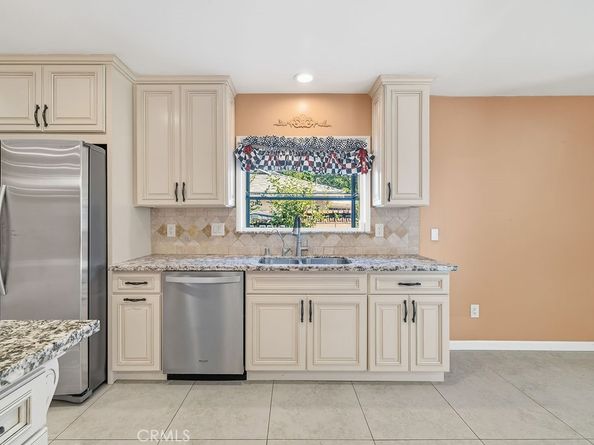 16900 Mayall Street, North Hills CA 91343