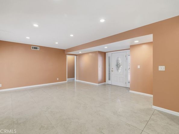 16900 Mayall Street, North Hills CA 91343