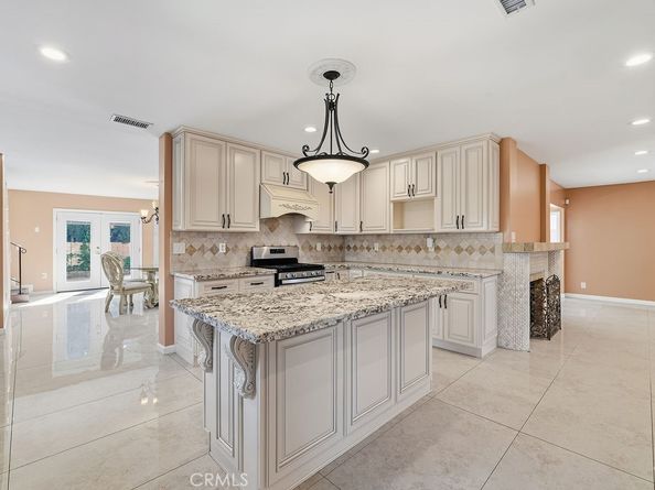 16900 Mayall Street, North Hills CA 91343