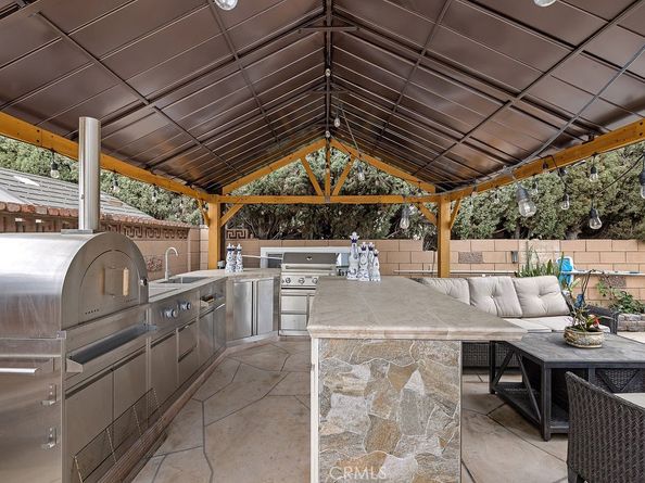 16900 Mayall Street, North Hills CA 91343