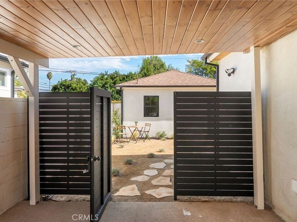 5444 Morella Ave, Valley Village CA 91607