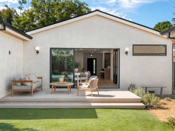 5444 Morella Ave, Valley Village CA 91607