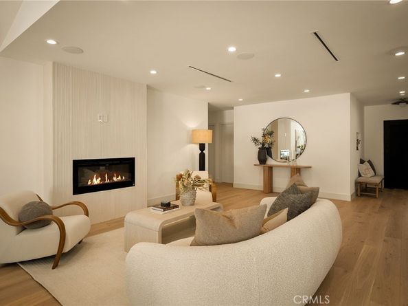 5444 Morella Ave, Valley Village CA 91607