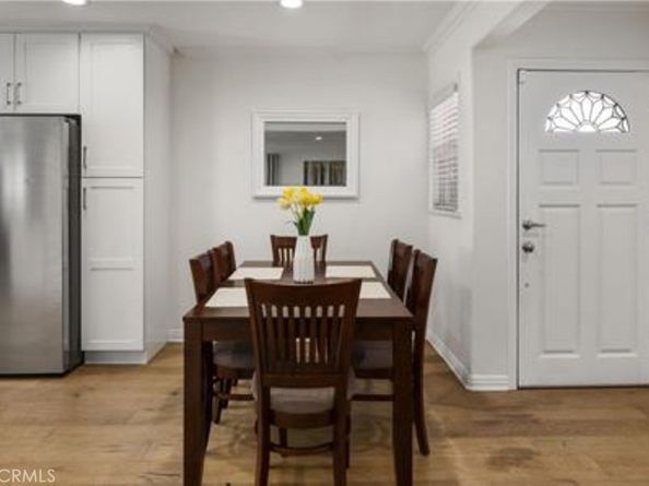 22335 Kittridge Street, Woodland Hills CA 91303