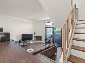 13243 Vanowen 2, North Hollywood CA 91605