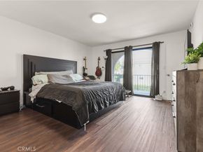 13243 Vanowen 2, North Hollywood CA 91605