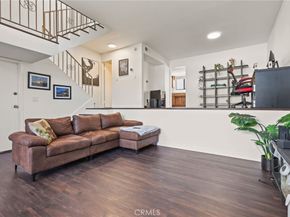 13243 Vanowen 2, North Hollywood CA 91605