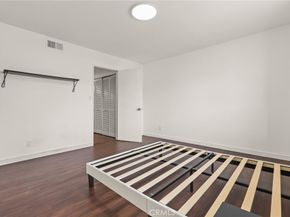 13243 Vanowen 2, North Hollywood CA 91605