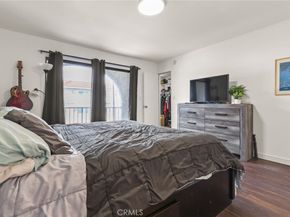 13243 Vanowen 2, North Hollywood CA 91605