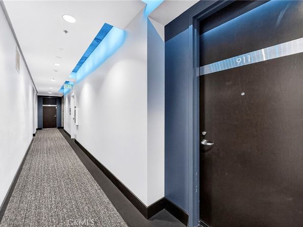 1100 S Hope Street 911, Los Angeles CA 90015