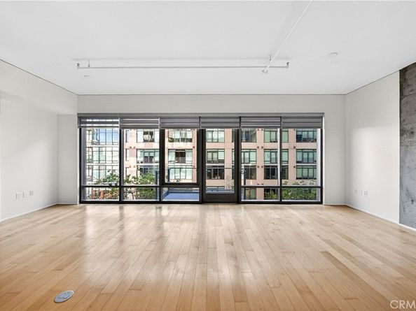1100 S Hope Street 911, Los Angeles CA 90015