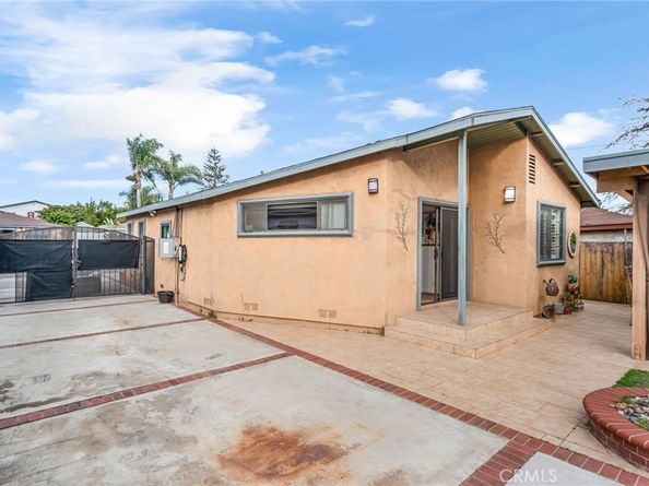 5142 W 142nd Street, Hawthorne CA 90256