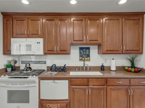 5142 W 142nd Street, Hawthorne CA 90256