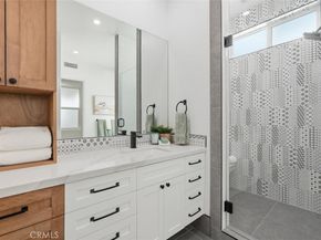 617 N Irena Avenue B, Redondo Beach CA 90277