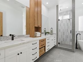 617 N Irena Avenue B, Redondo Beach CA 90277