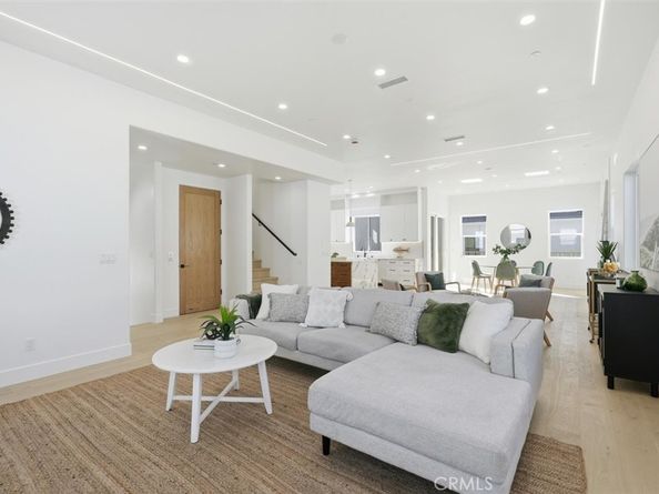 617 N Irena Avenue B, Redondo Beach CA 90277