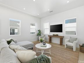 617 N Irena Avenue B, Redondo Beach CA 90277