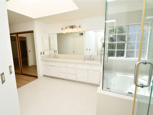2119 Shelburne Way, Torrance CA 90503