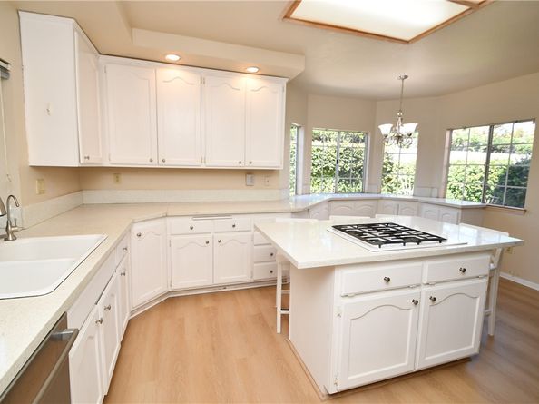 2119 Shelburne Way, Torrance CA 90503