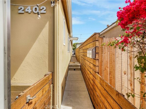 2402 Ocean Park blvd 1, Santa Monica CA 90405
