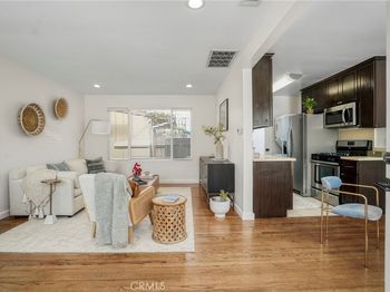 2402 Ocean Park blvd