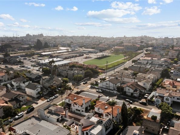 1903 Morgan Lane B, Redondo Beach CA 90278