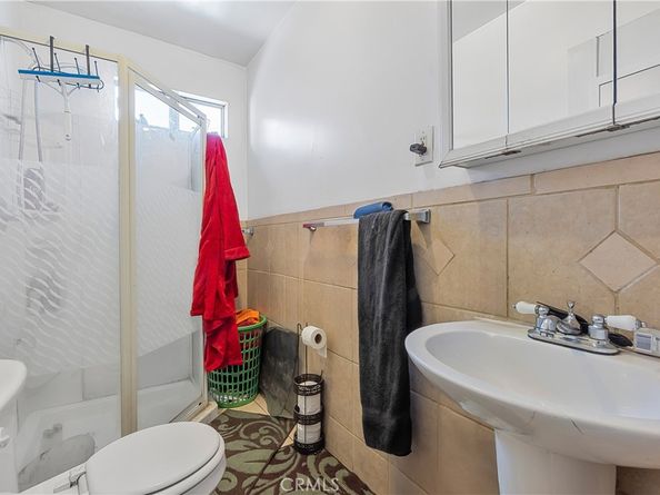 201 W 75th Street, Los Angeles CA 90003