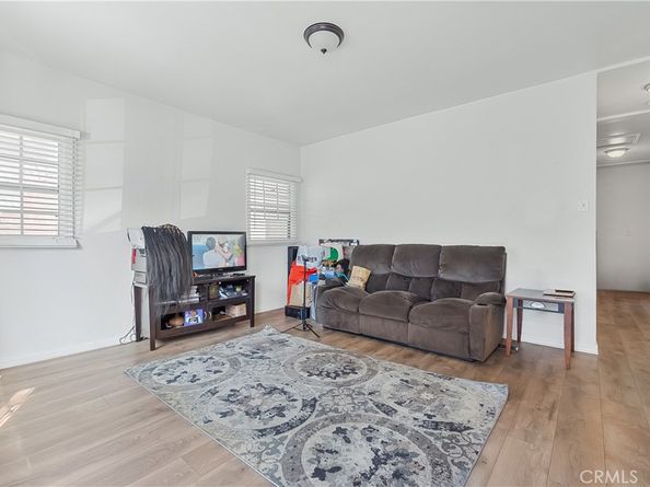 201 W 75th Street, Los Angeles CA 90003