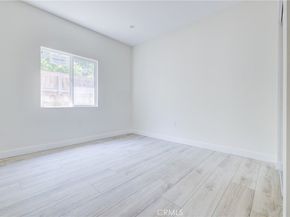 2947 West Boulevard, Los Angeles CA 90016