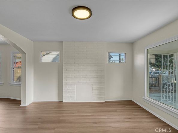 2947 West Boulevard, Los Angeles CA 90016