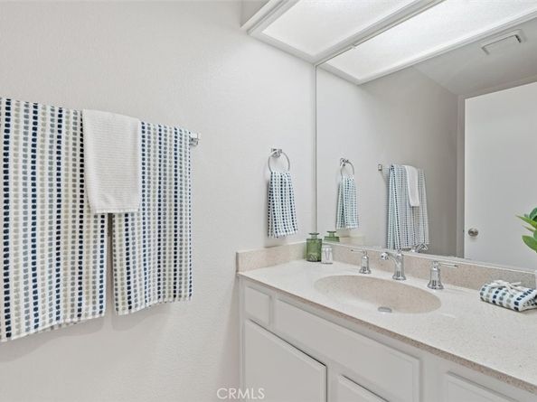 3101 Plaza Del Amo 8, Torrance CA 90503