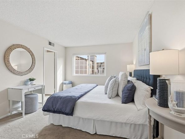 3101 Plaza Del Amo 8, Torrance CA 90503