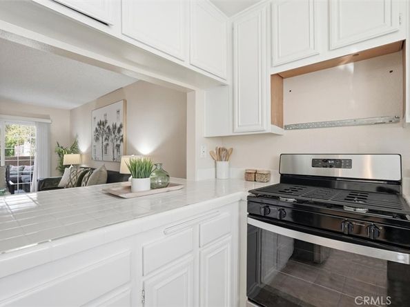 3101 Plaza Del Amo 8, Torrance CA 90503