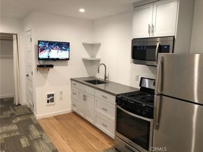 200 39th Street, Manhattan Beach CA 90266